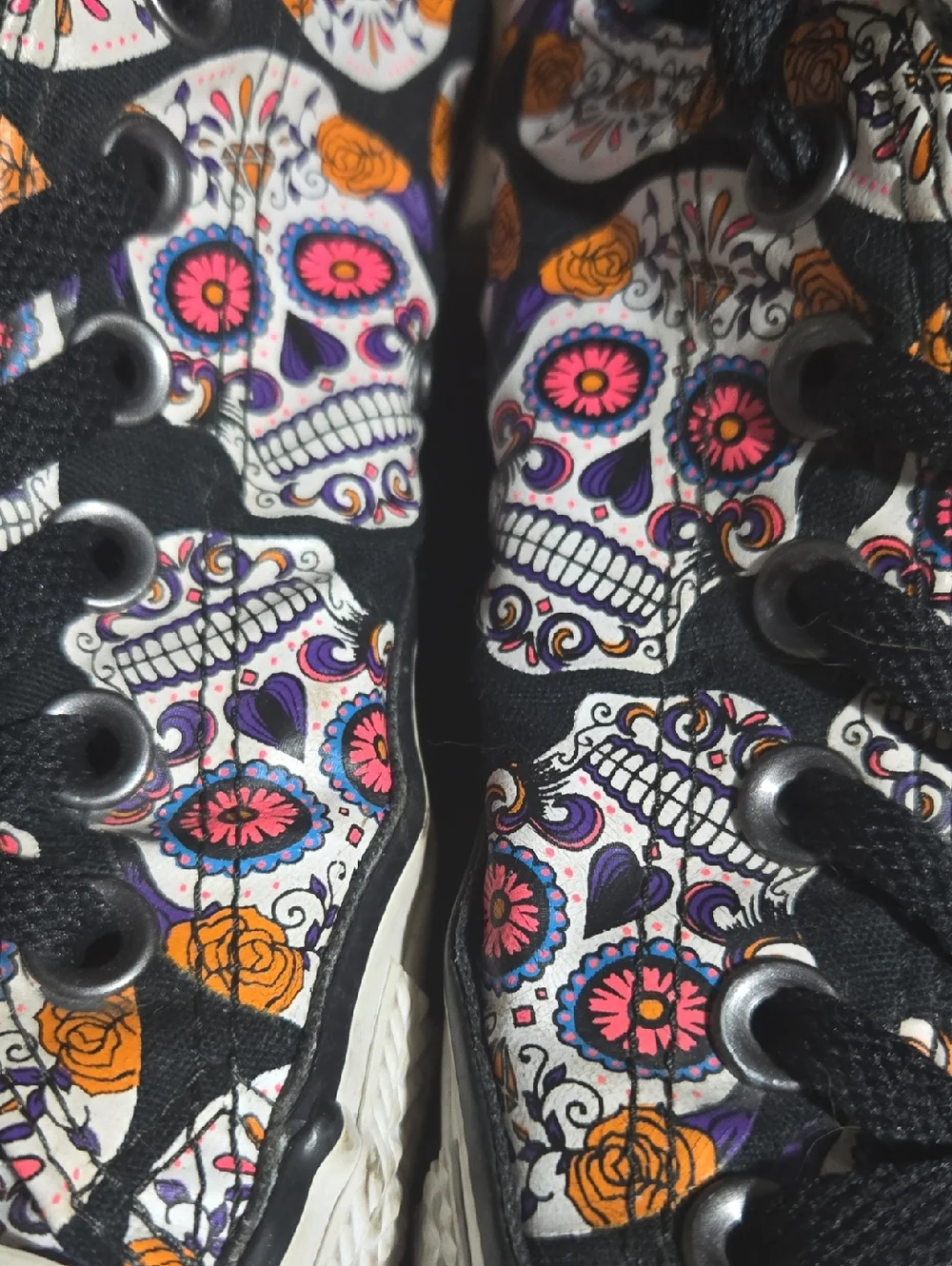 Converse Sneakers with Black Canvas and Colorful Sugar Skull Accent, Mens 7 - Picture 2 of 6